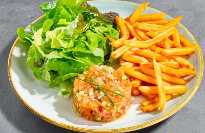 TARTARE DE SAUMON "Maison"
