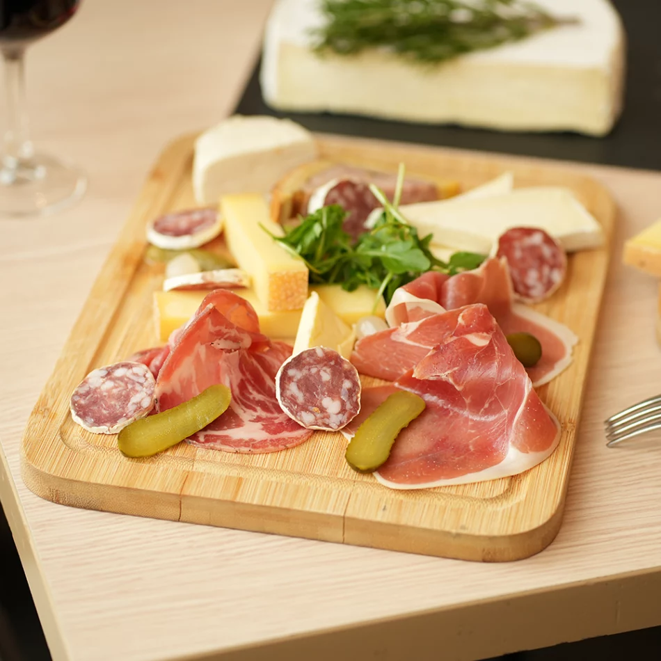 Planche de charcuterie et fromages
