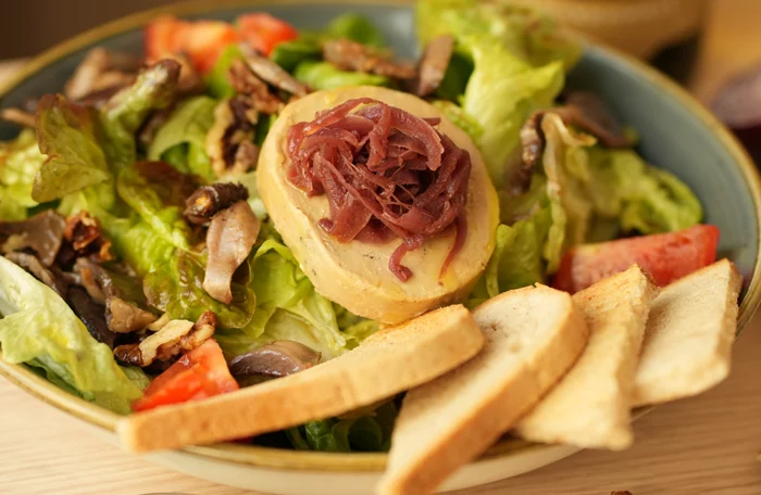 SALADE PÉRIGOURDINE